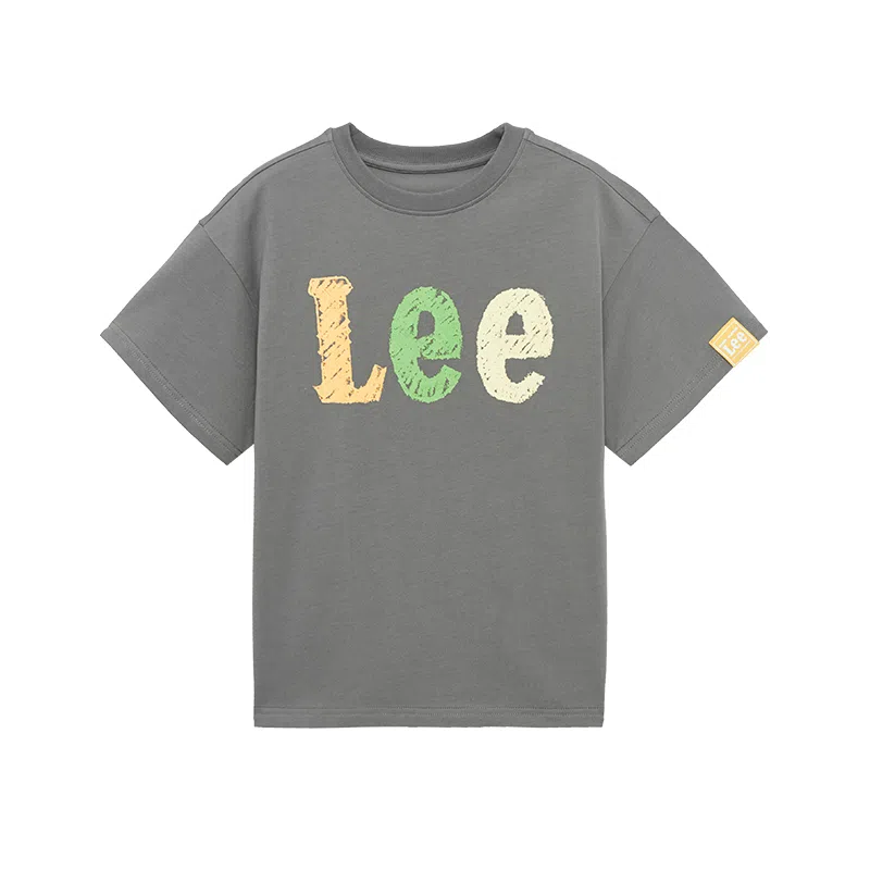 Lee T