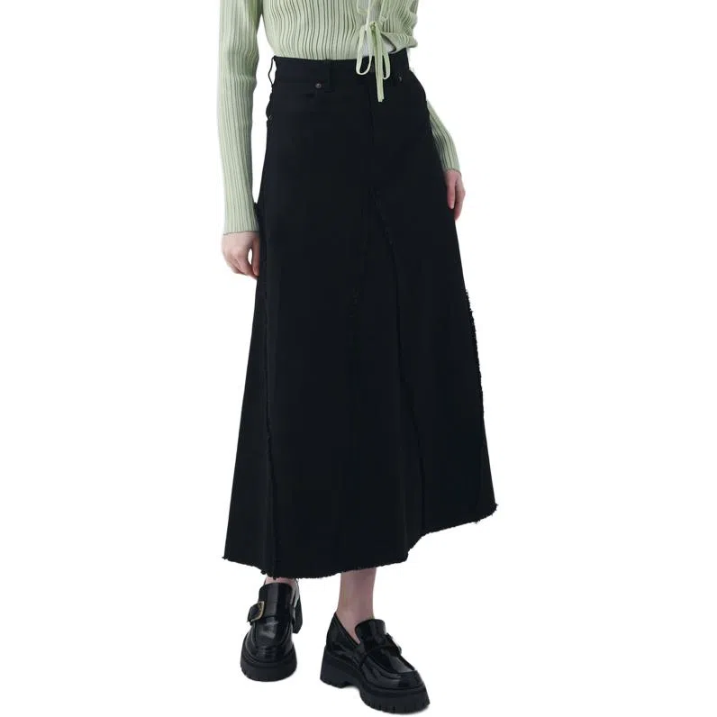MOUSSY A