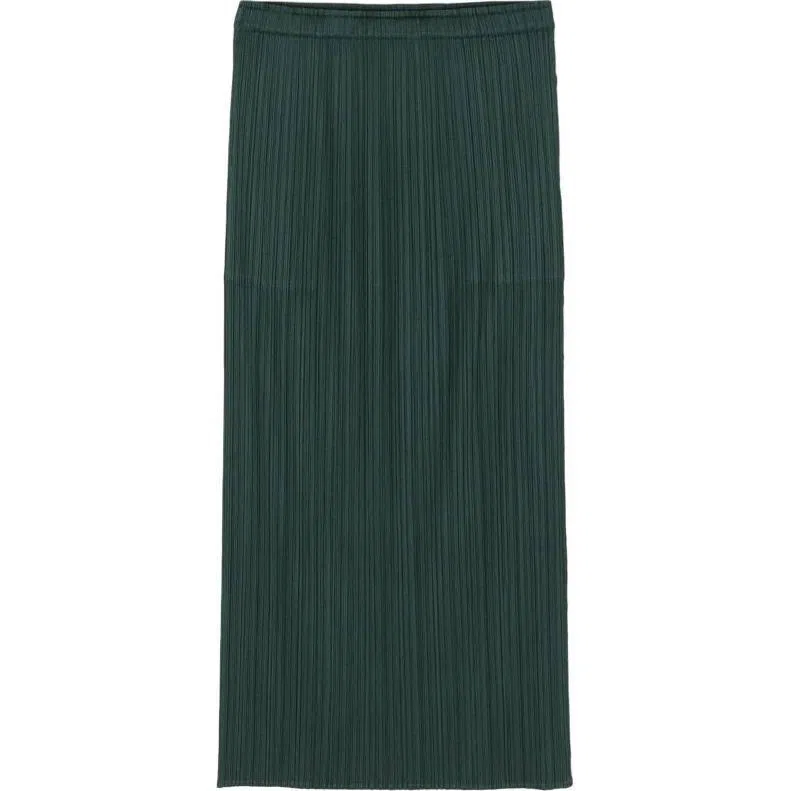 PLEATS PLEASE ISSEY MIYAKE