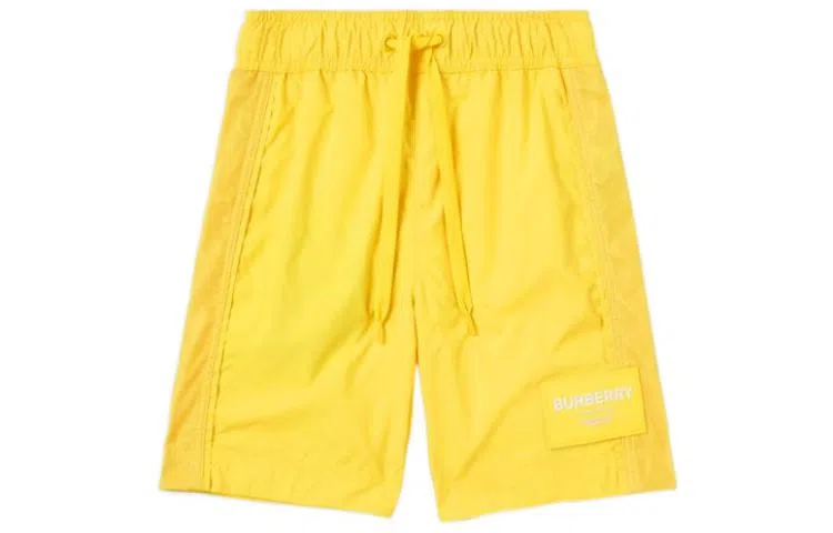 Burberry SS22 Horseferry