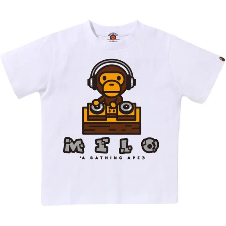 A BATHING APETBABY MILO