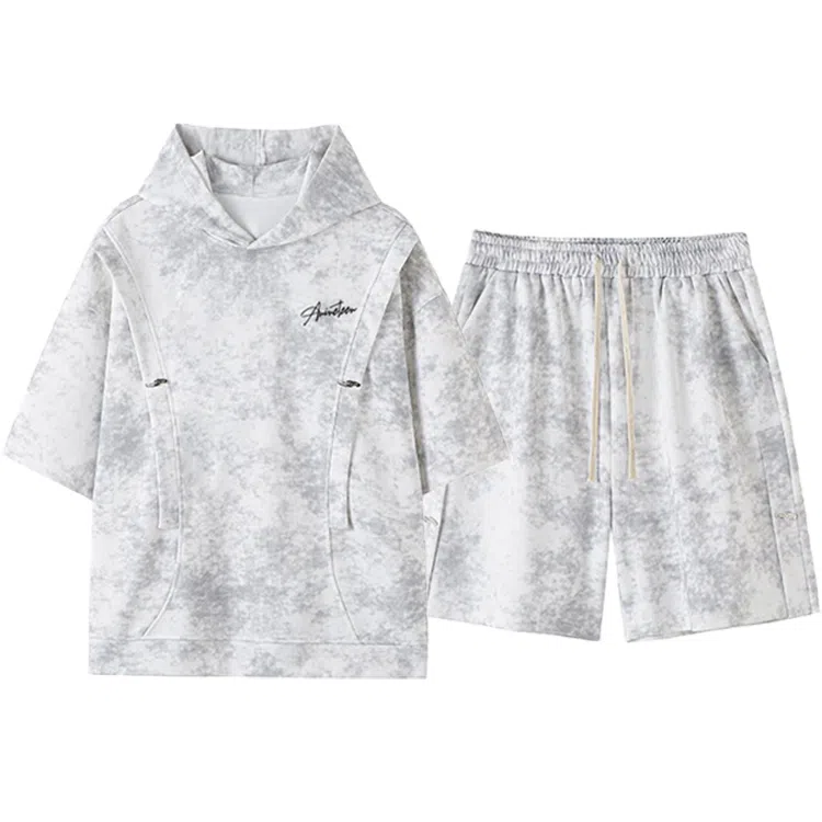 NINETEEN AUTUMN logoT