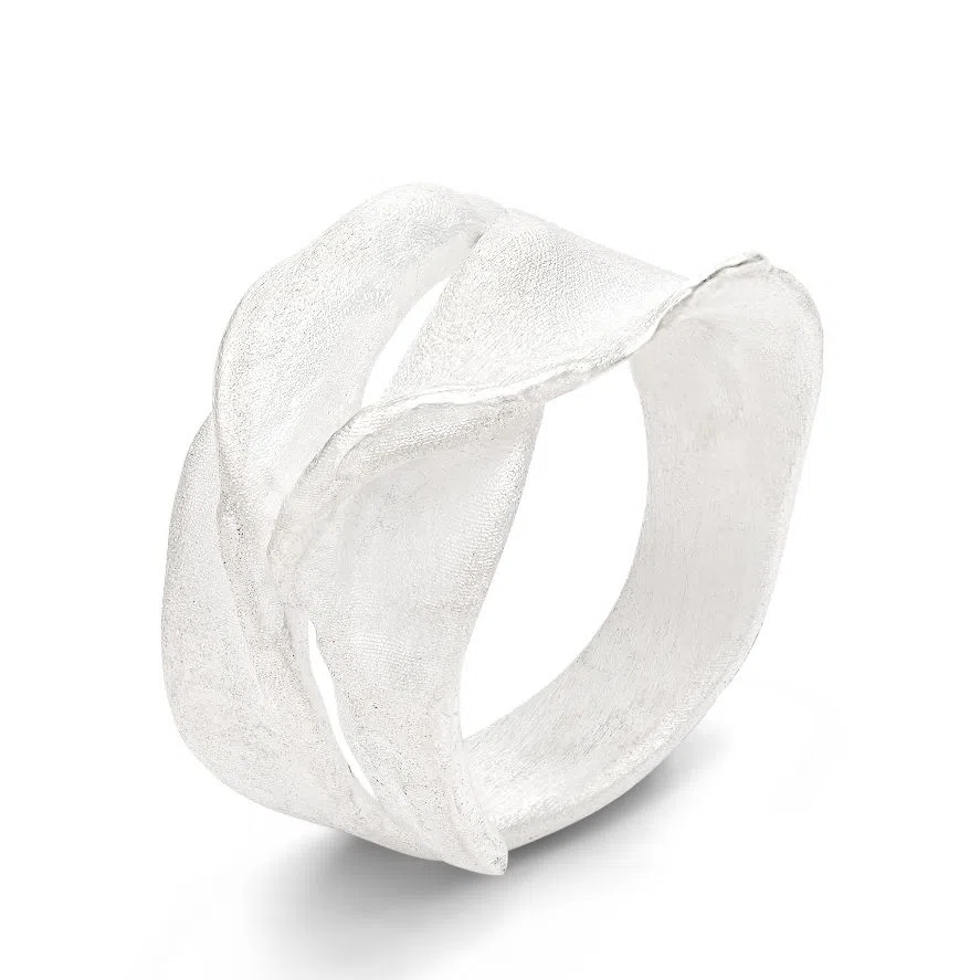 Empress 47 cermin 2023AW 925