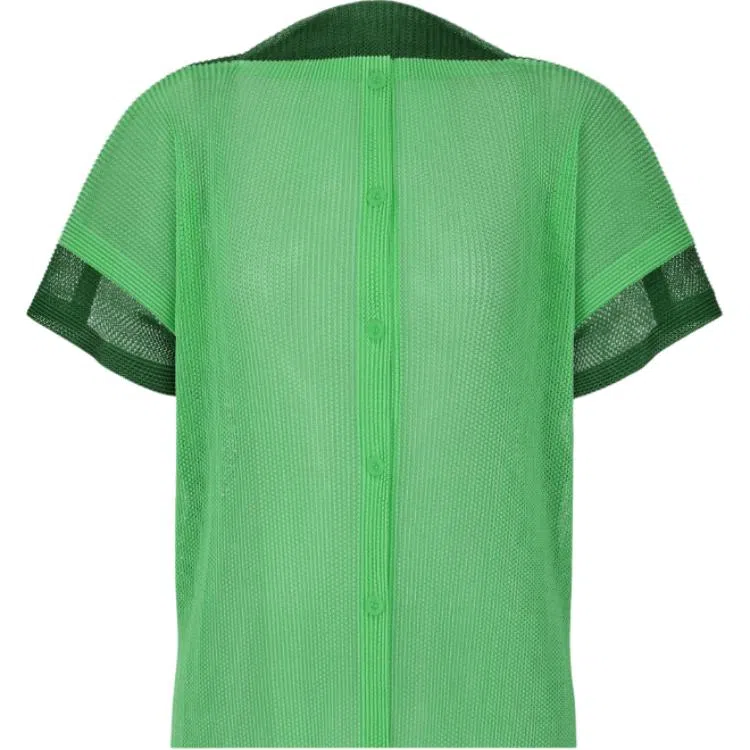 PLEATS PLEASE ISSEY MIYAKE