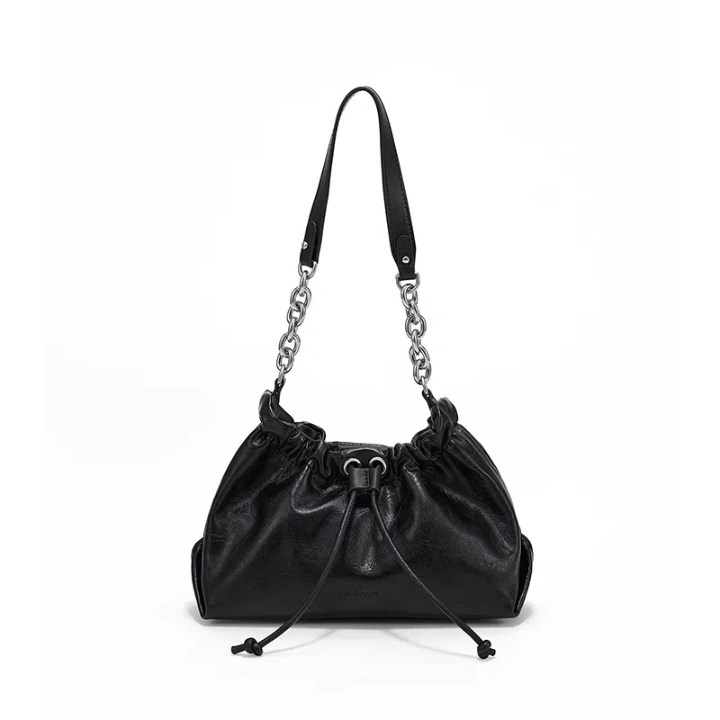 西木汀 云缦 小众品牌设计褶皱云朵包高级感小巧腋下包通勤百搭 牛皮 斜挎包 小号 女款 深邃黑/开心果白