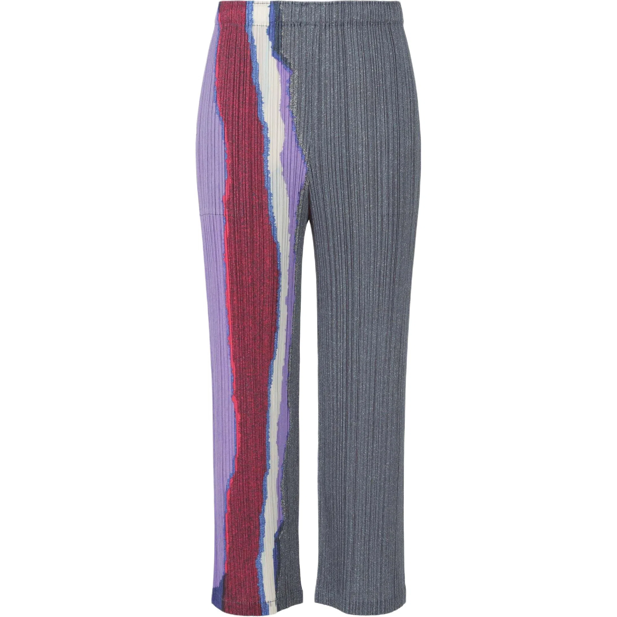 PLEATS PLEASE ISSEY MIYAKE