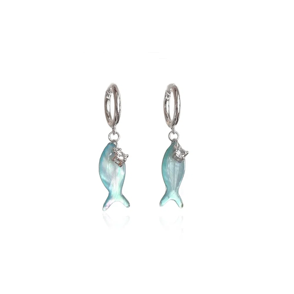 希遇 海盐之恋 梦幻配色 轻奢小众设计 时尚精致高级气质  日常通勤百搭 #好运 合金 耳环 女款