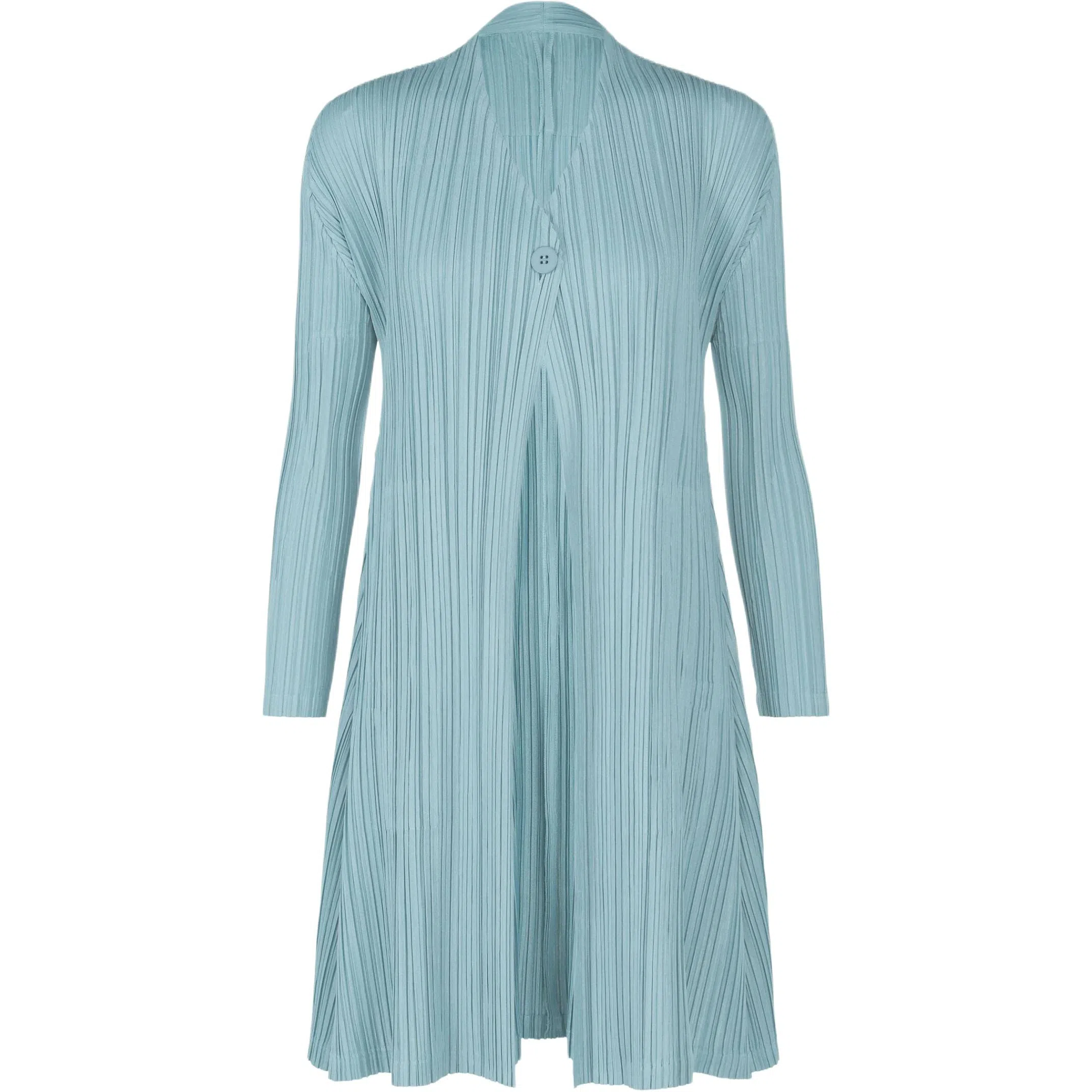 PLEATS PLEASE ISSEY MIYAKE