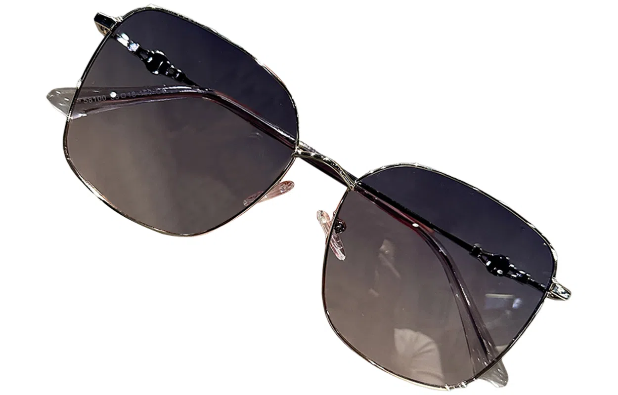 优幽兰 韩版潮流大框显脸小防紫外线百搭高级感开车驾驶遮阳个性设计感墨镜海边旅游度假街拍推 合金 方形 太阳眼镜 女款