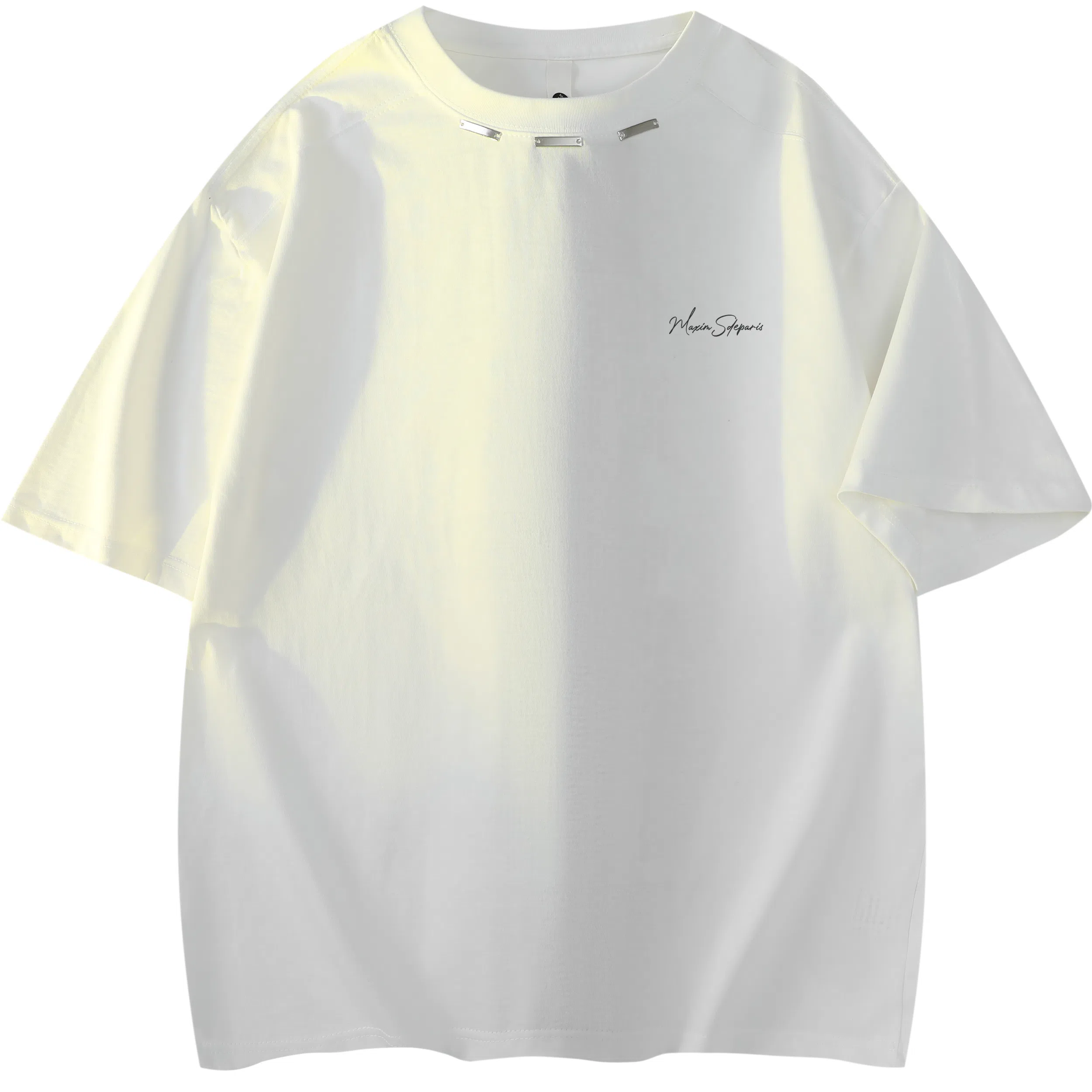 maxim's de paris LOGOT