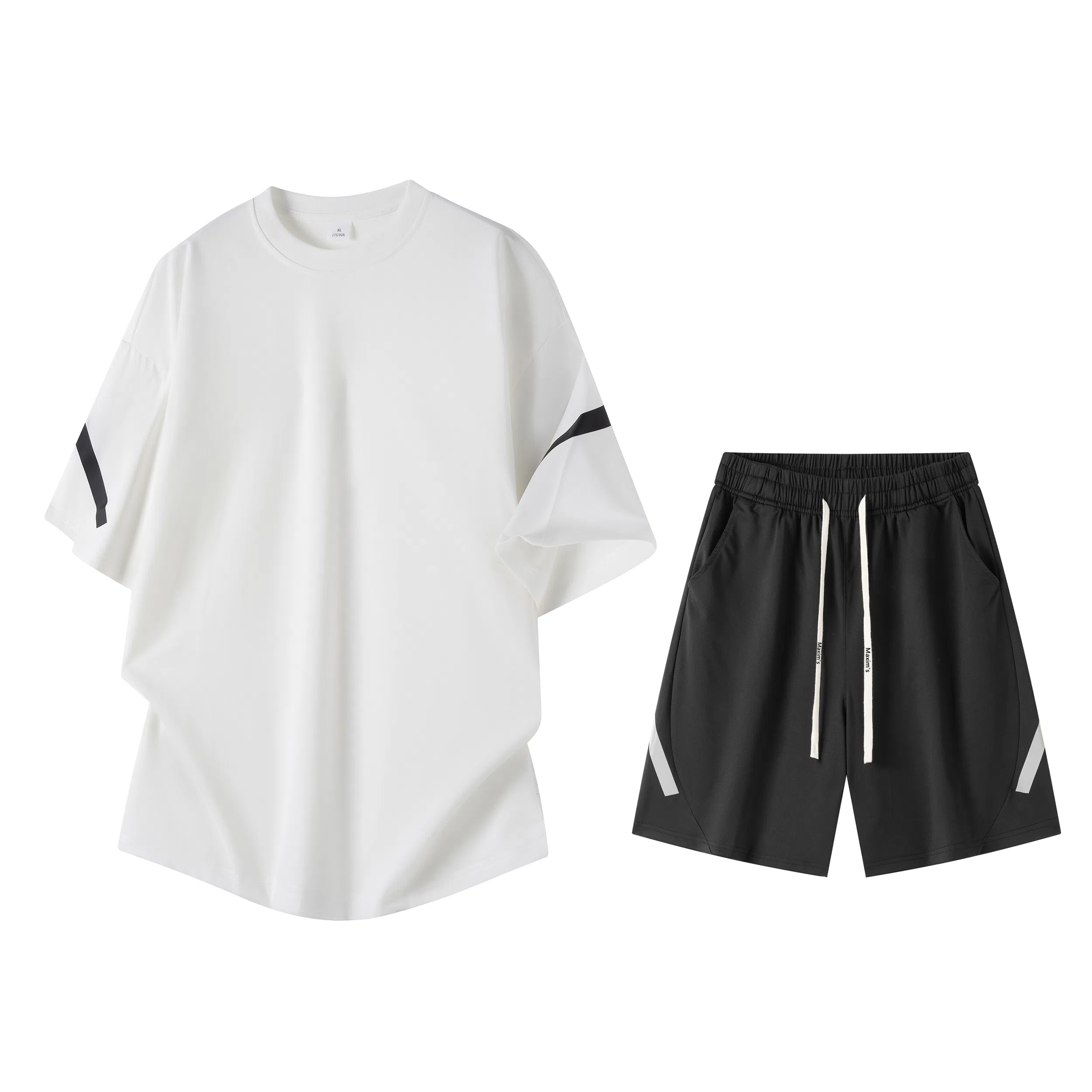 maxim's de paris Tlogo