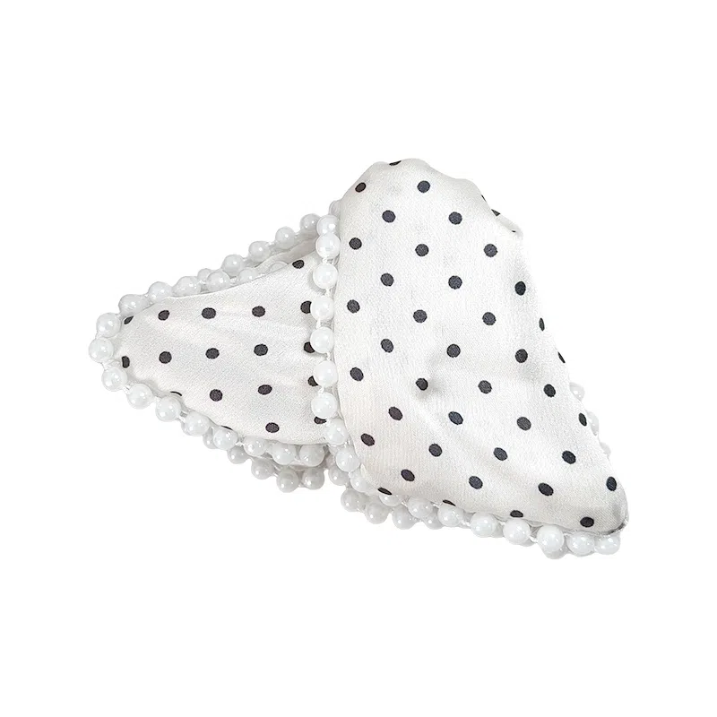 蒙妮 轻奢时尚珍珠波点三角抓夹 亚克力/布艺 发夹 女款