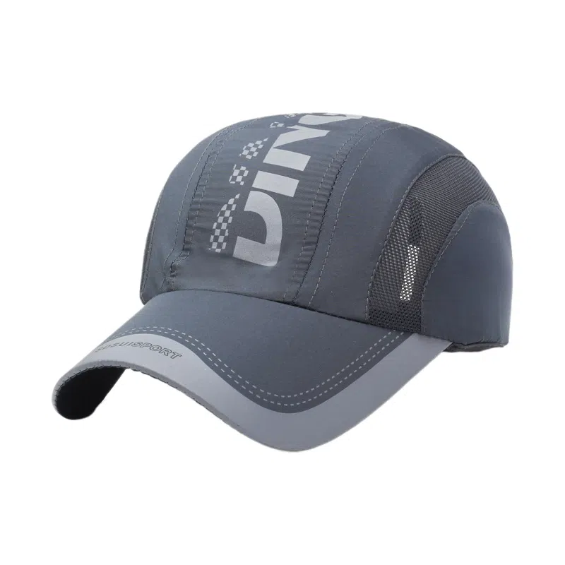 梦特娇 纯色网眼夏天出行 涤纶 棒球帽 男女同款情侣款