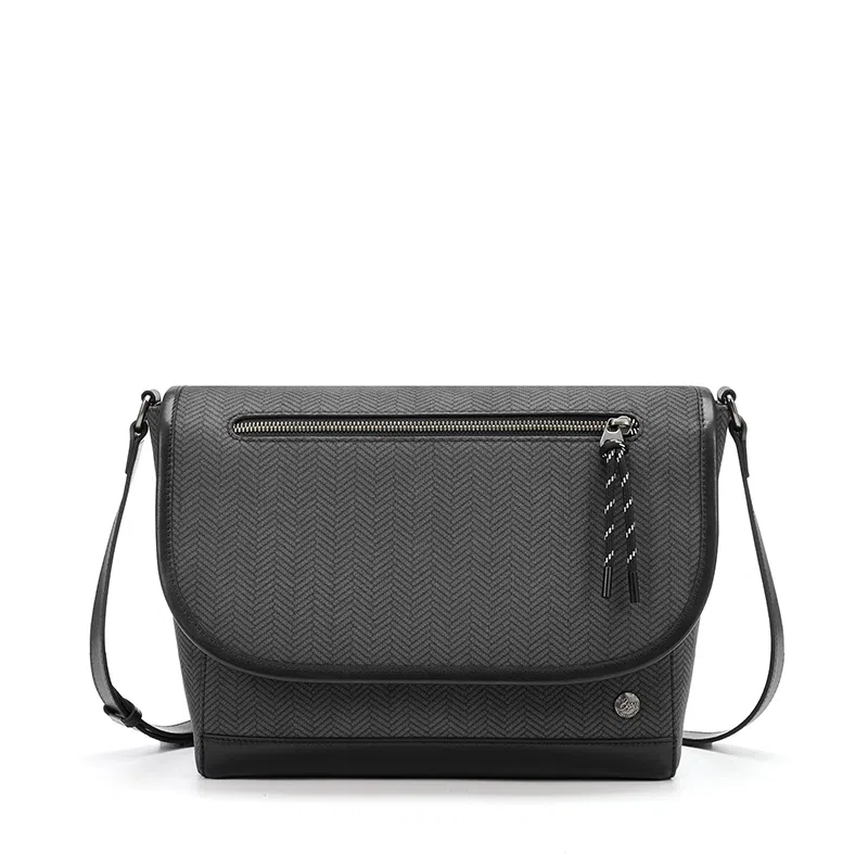 BVP Classic Messenger Bag Black