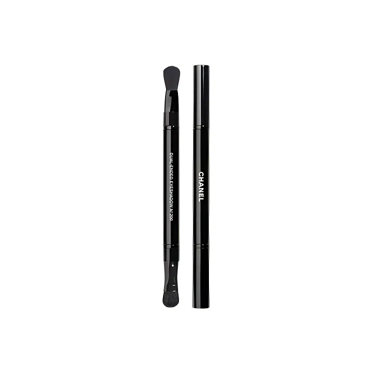 Chanel 200 Eyeshadow Brush