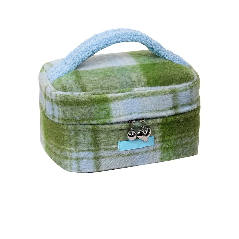 馨枕居 羊羔毛绒格子化妆包手提便携高颜值旅行洗漱包化妆品收纳包