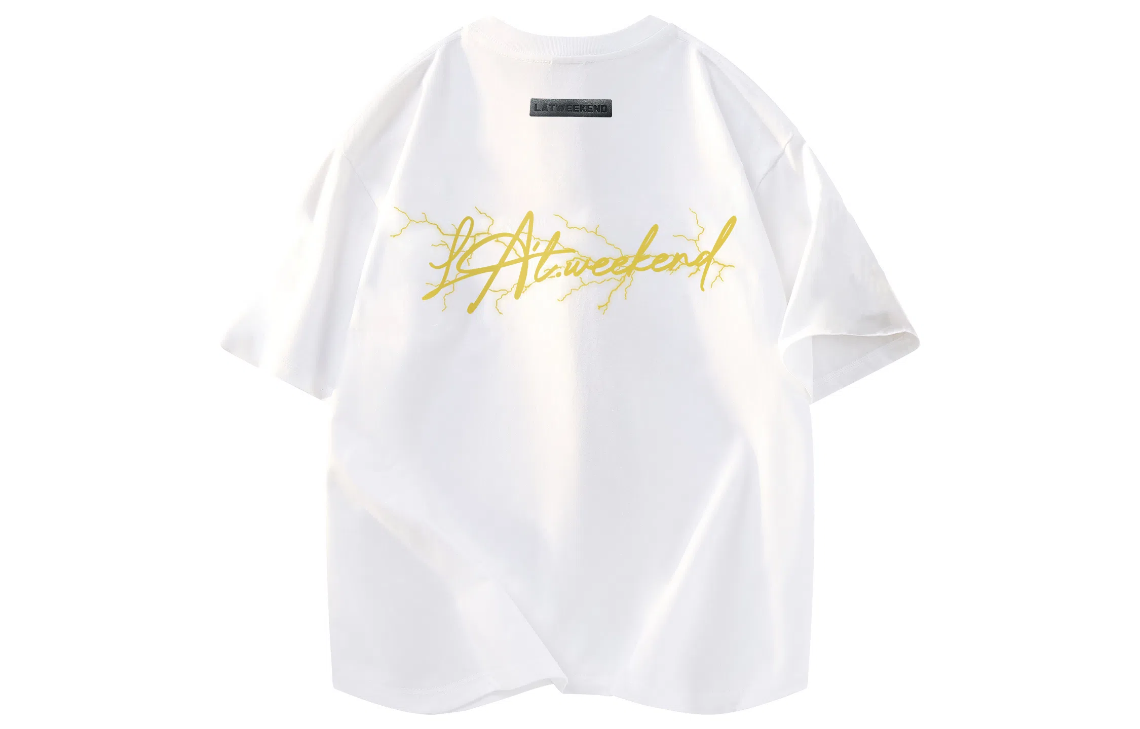 LA'T.WEEKEND LogoT