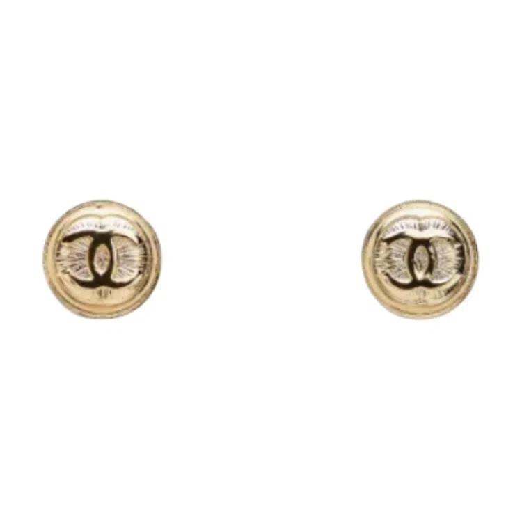 CHANEL 25A Logo Earrings Gold