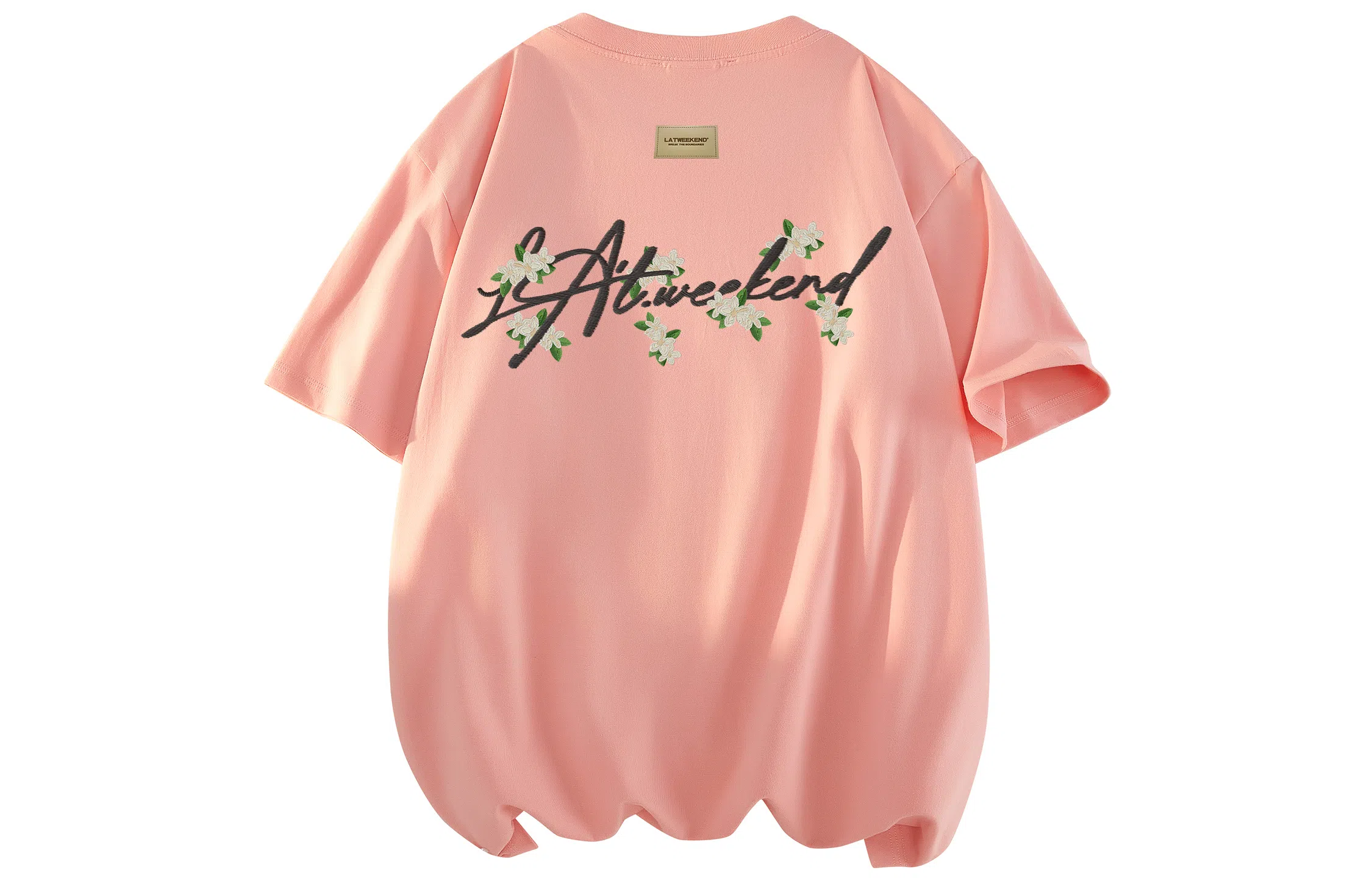 LA'T.WEEKEND LogoT