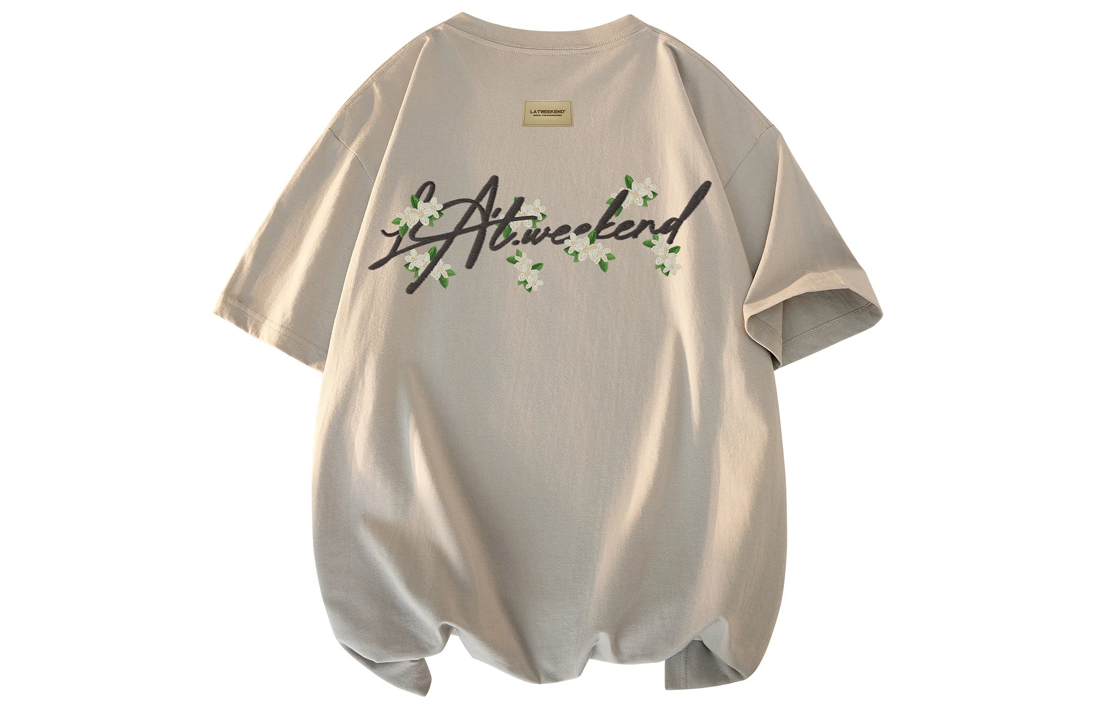 LA'T.WEEKEND LogoT