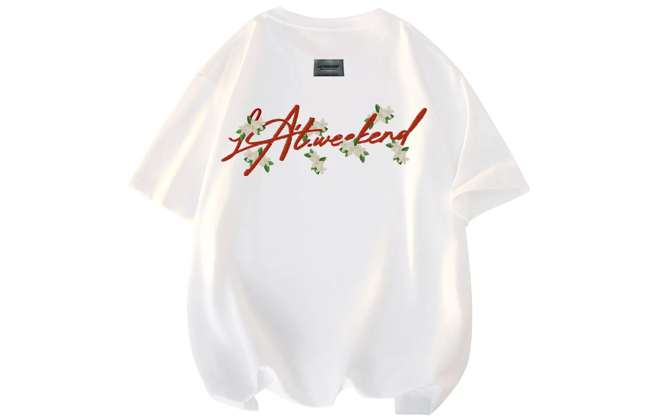LA'T.WEEKEND LogoT