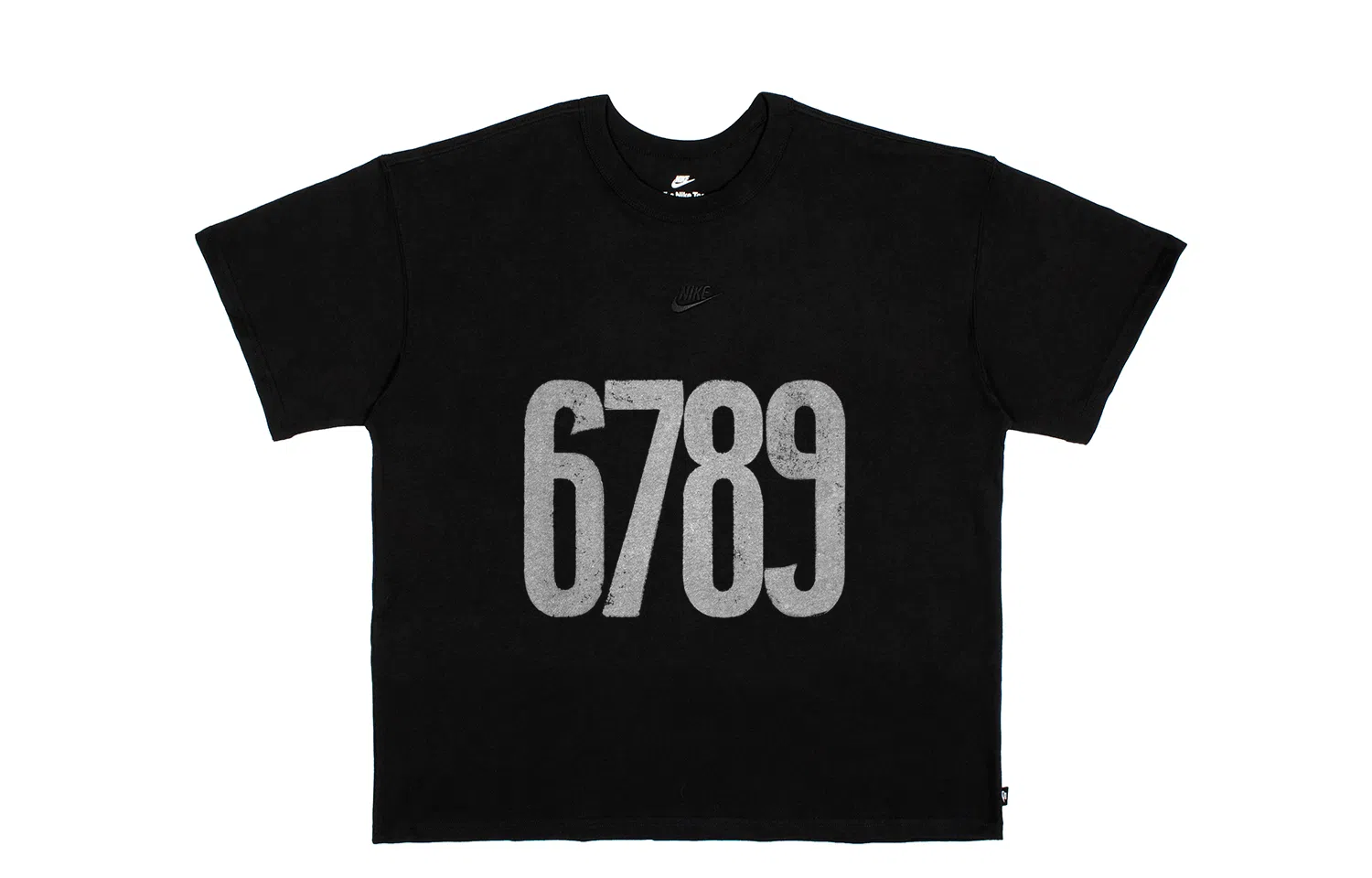 Nike Sportswear Essentials LogoT