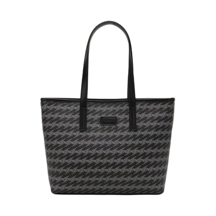 VIHUS x YILIANMAN PU