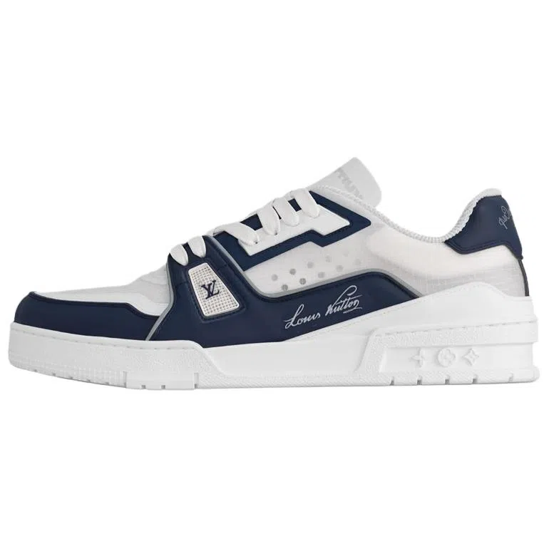 LOUIS VUITTON Trainer 37