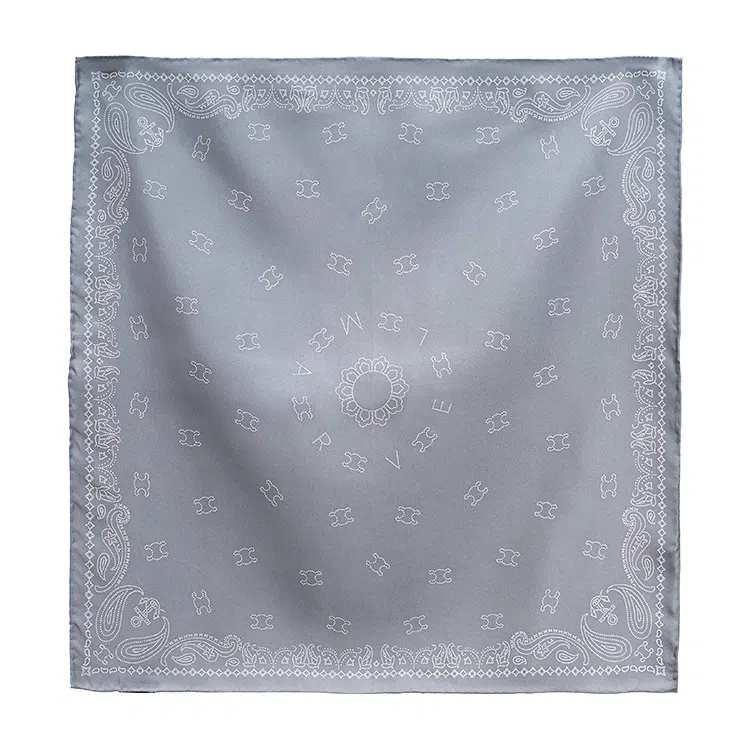 山一丸 美式复古腰果花印花潮牌 丝巾 女款