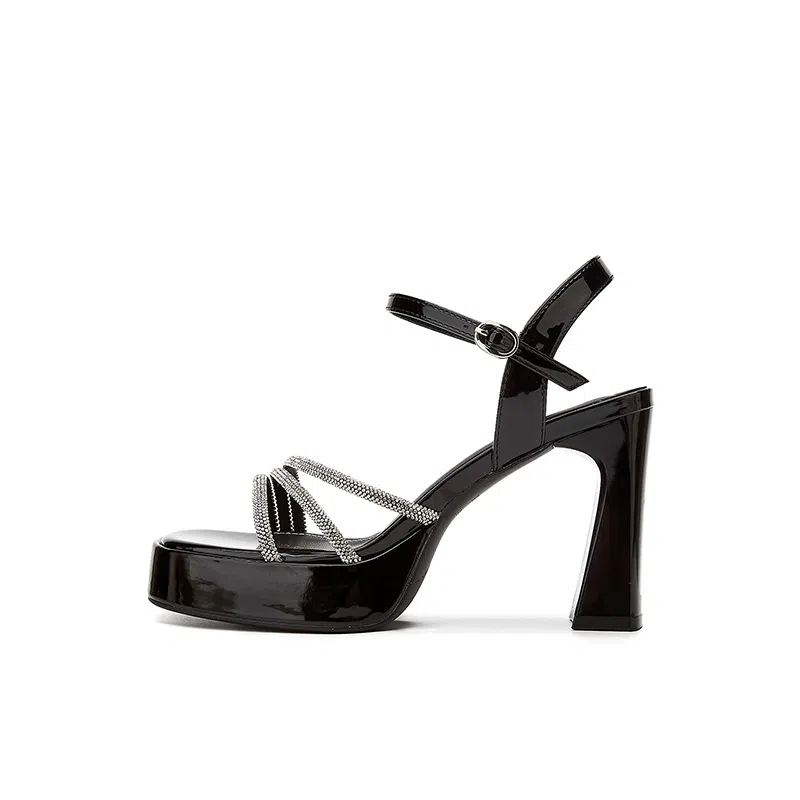 DAPHNE PU