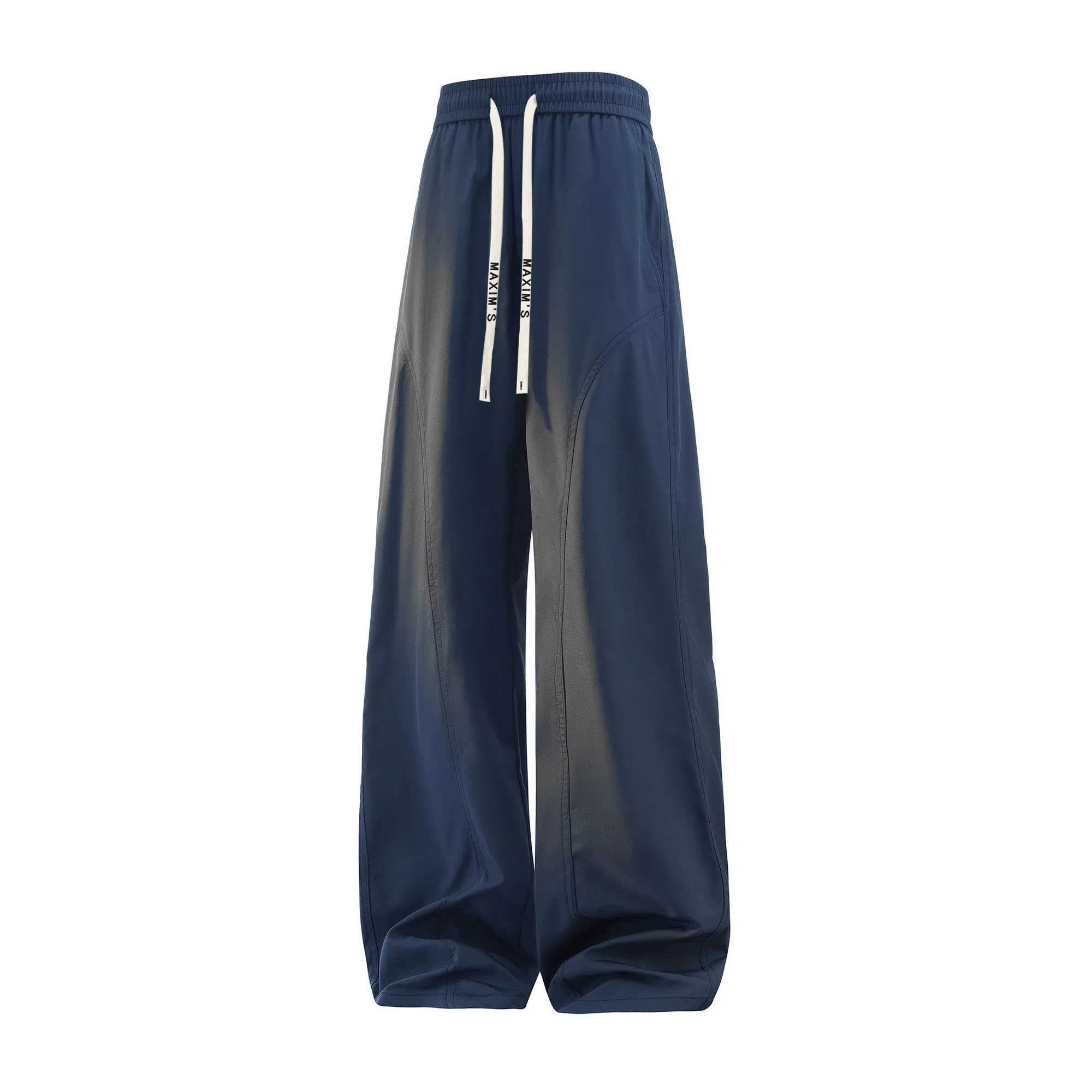 maxim's de paris vibe