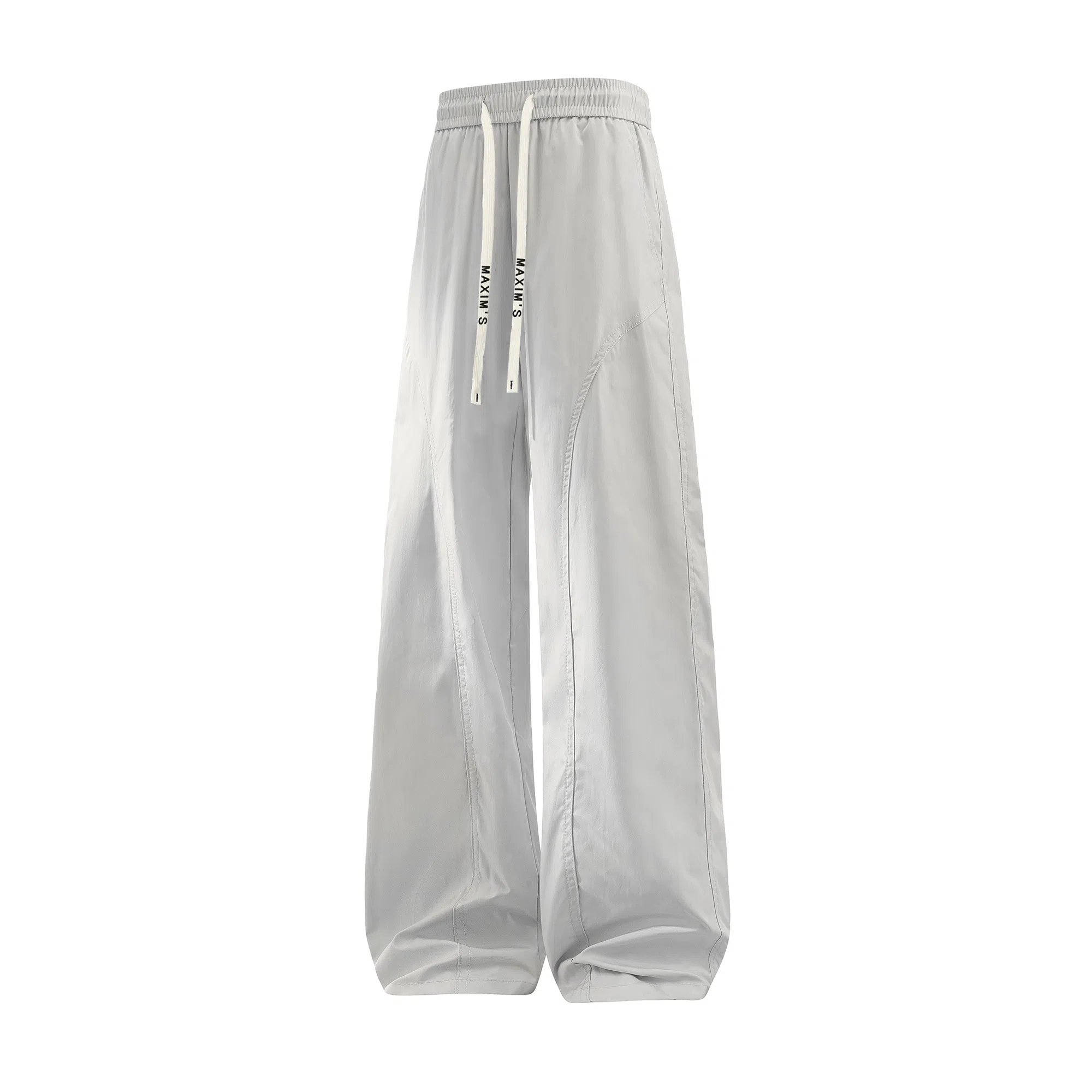 maxim's de paris vibe