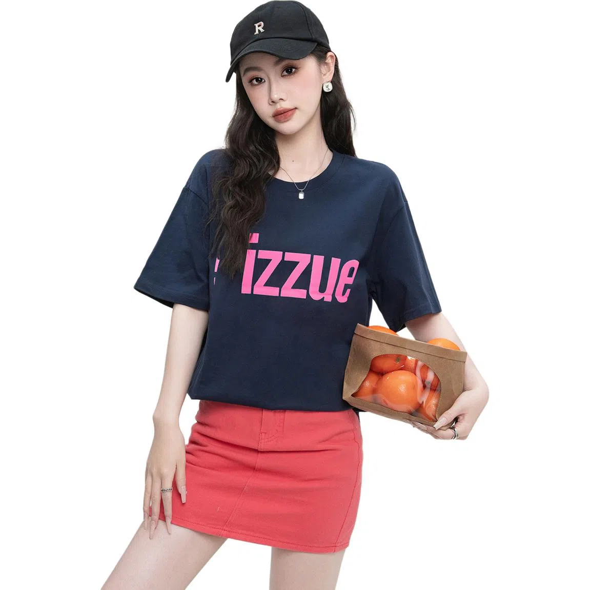 izzue Logo T