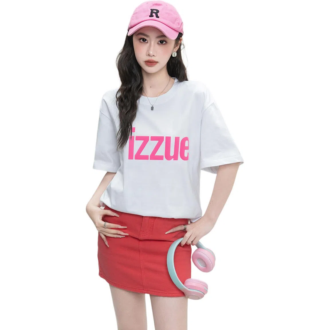 izzue Logo T