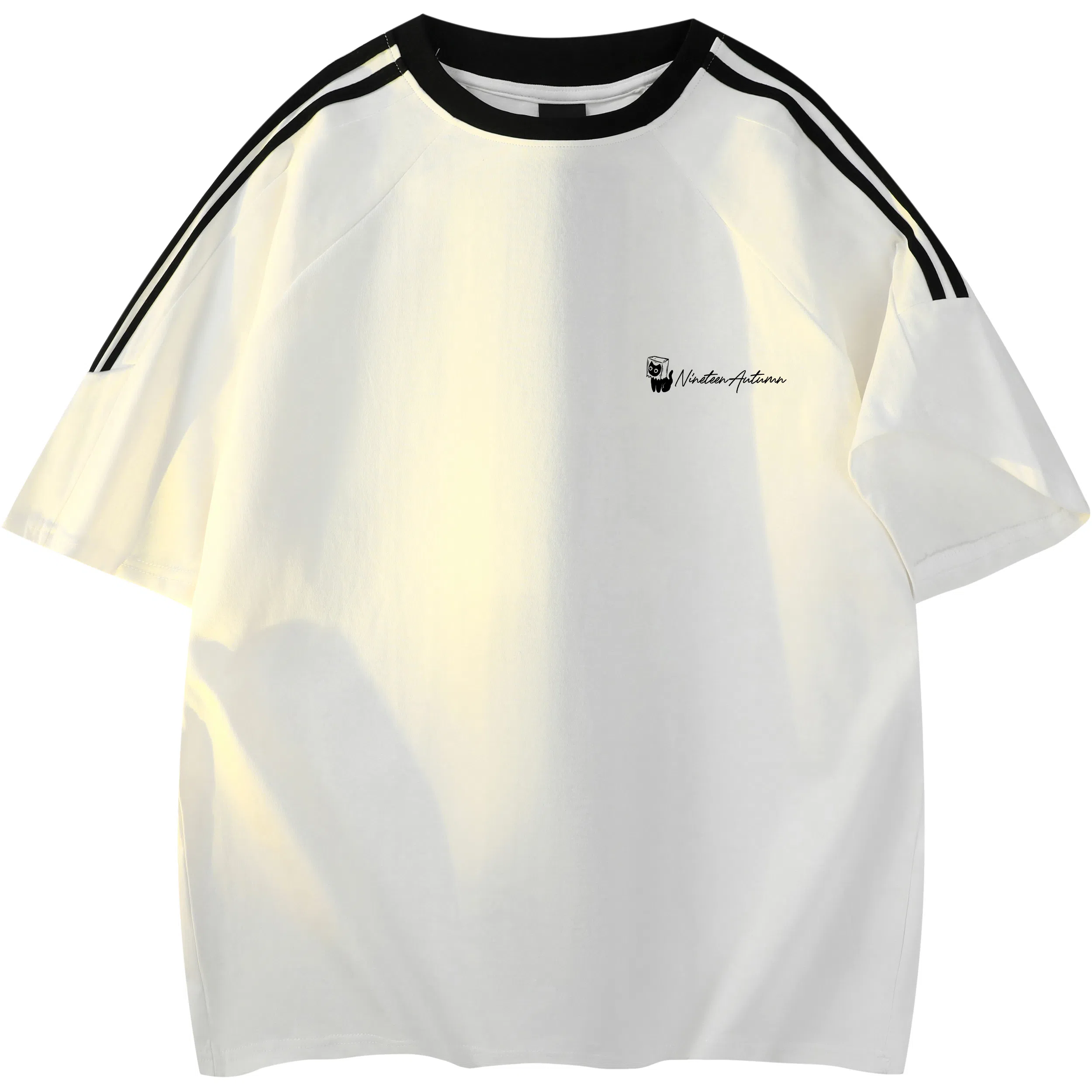 NINETEEN AUTUMN T