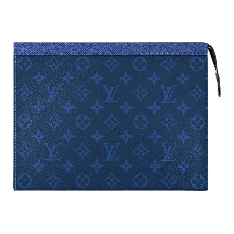 LOUIS VUITTON Pochette Voyage