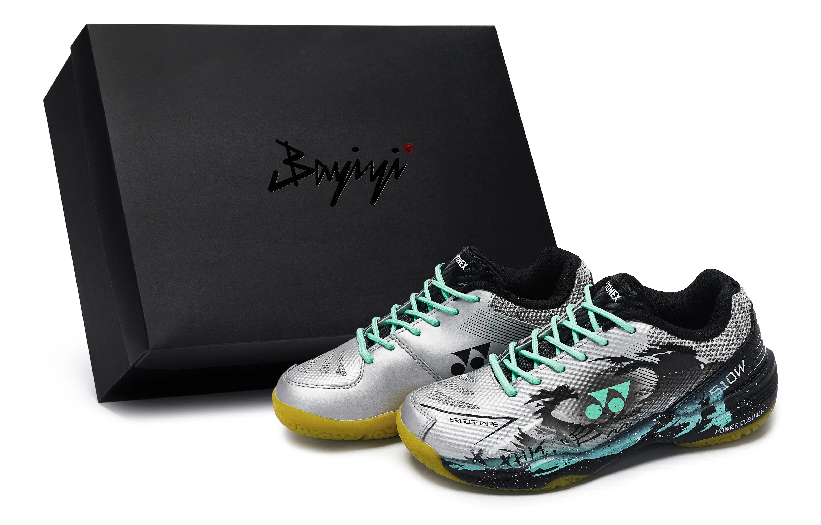 YONEX Power Cushion 811