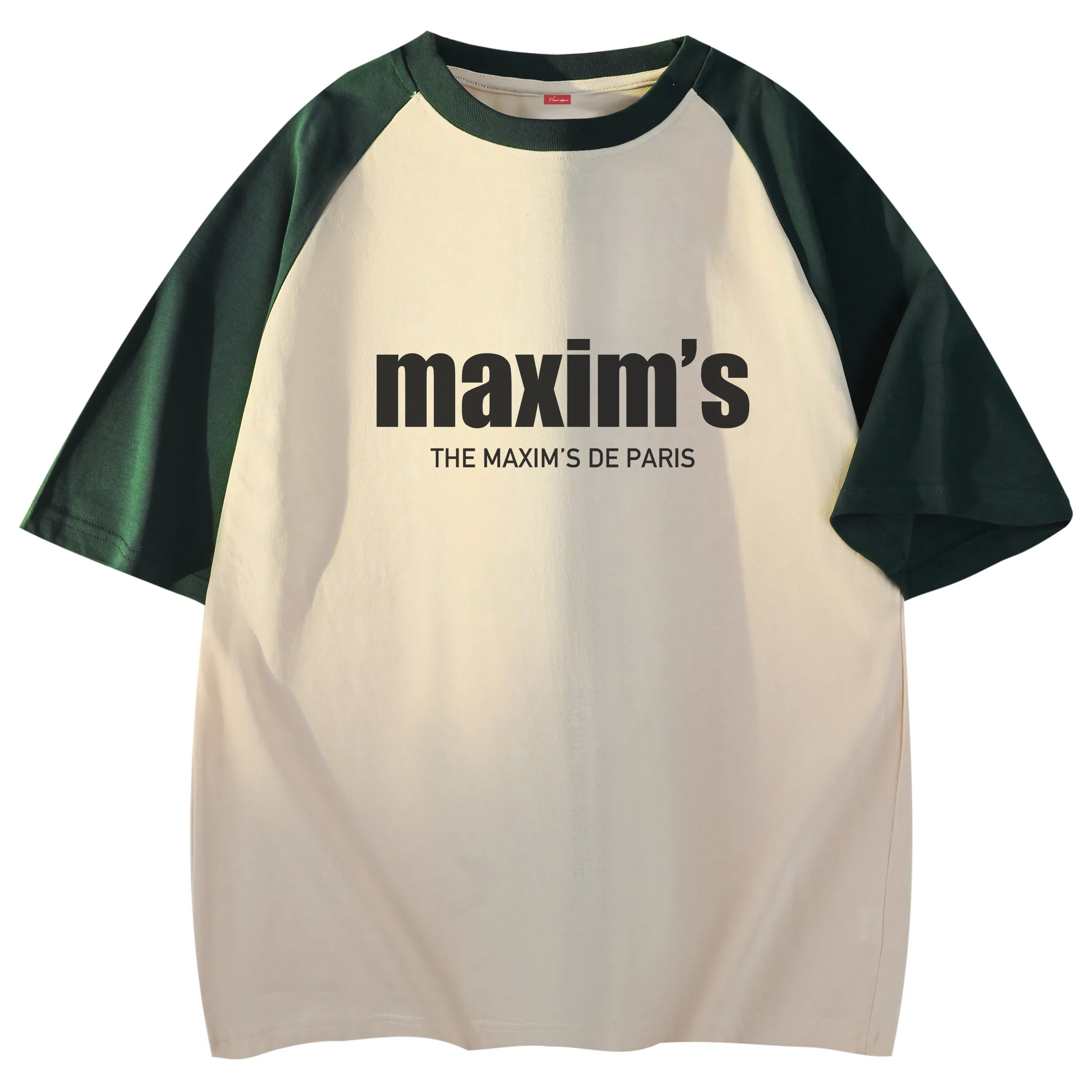 maxim's de paris logoT
