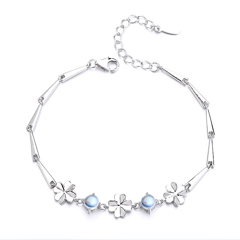 年年喜 四叶草高级感夏季小众百搭精致手饰简约 琉璃 手链 女款