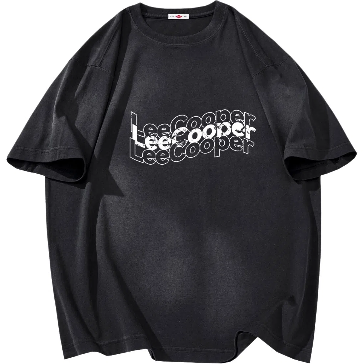 Lee Cooper T
