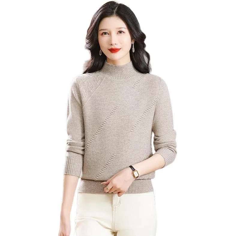 恒源祥 纯色半高领厚款套头长袖针织衫 女款