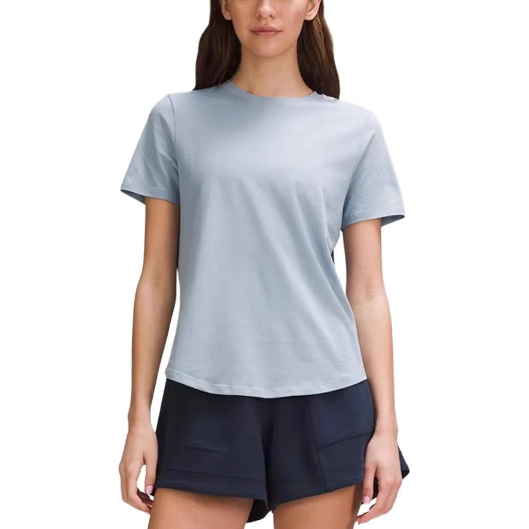 lululemon Love T
