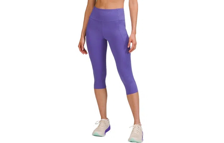 lululemon Fast and Free Nulux Logof18"