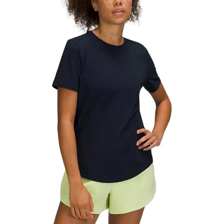 lululemon Love T