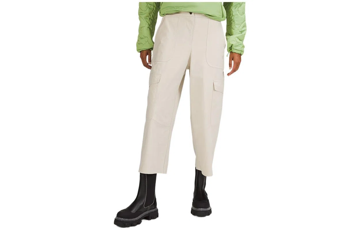 lululemon Light Utilitech Logo23"