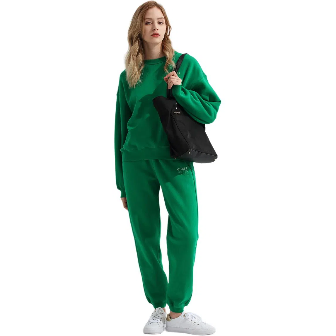 GUESS Long Sleeve Sweatshirt