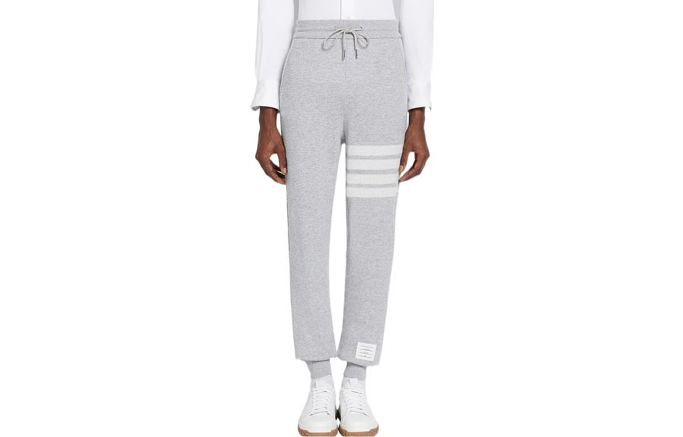 THOM BROWNE FW22