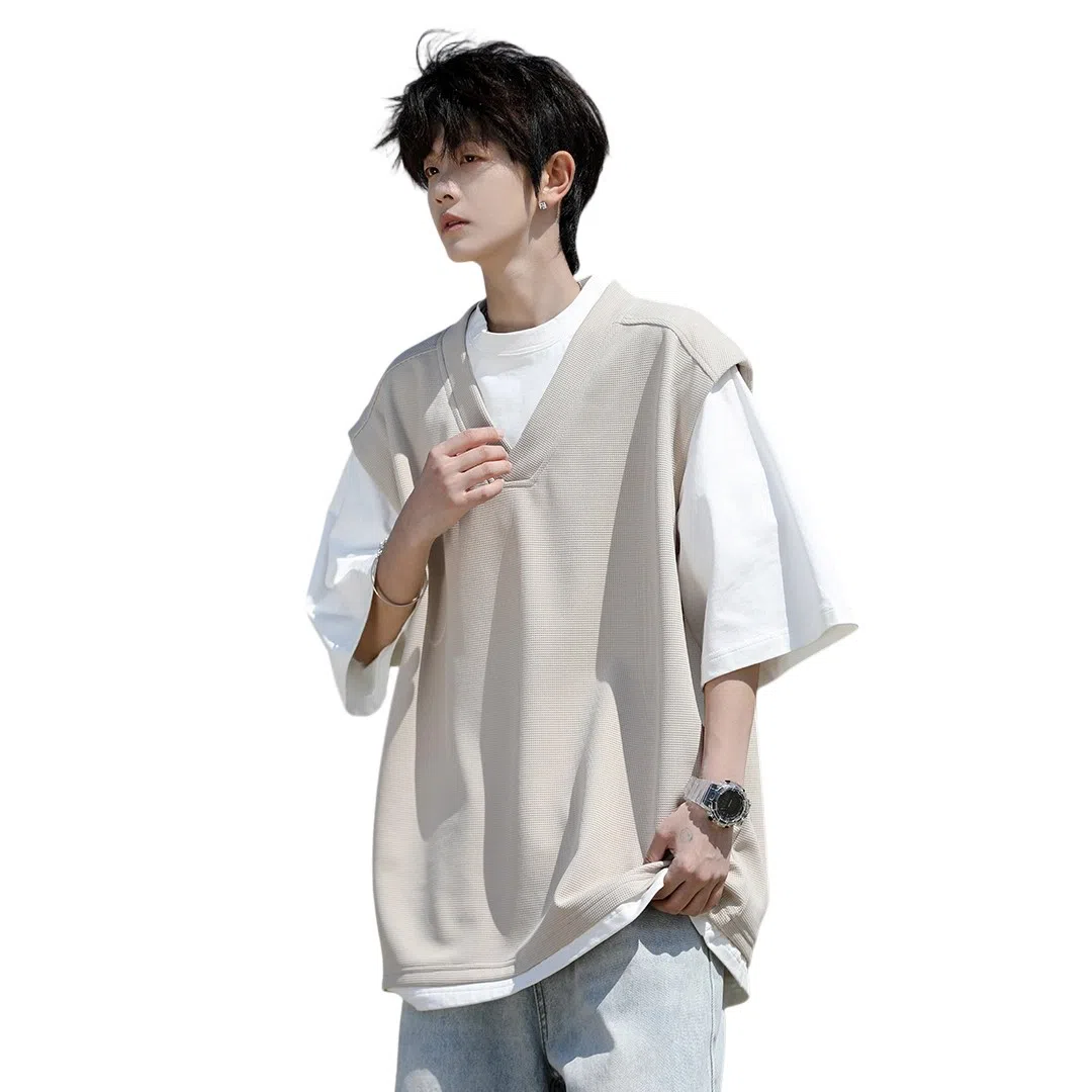 AWAO T
