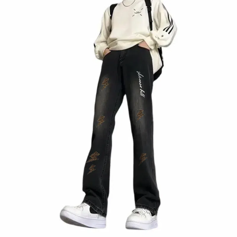 s.k. manor hill Logo