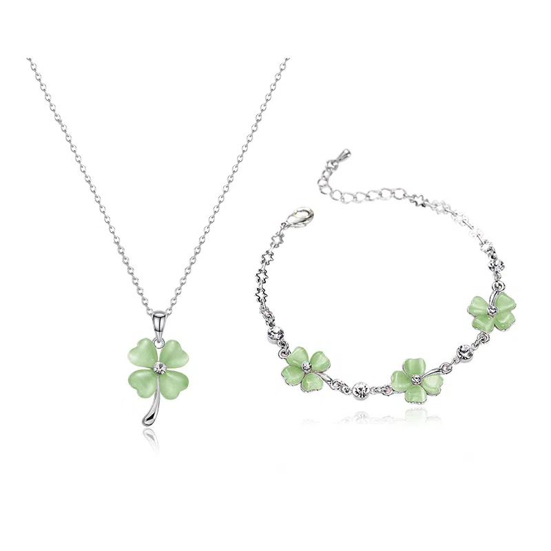 【幸运女神 I 请你发财！】 克兰茜 四叶草系列 浪漫精致甜美锁骨链 简约气质优雅心动日常百搭可调节手饰 玻璃猫眼 项链 女款